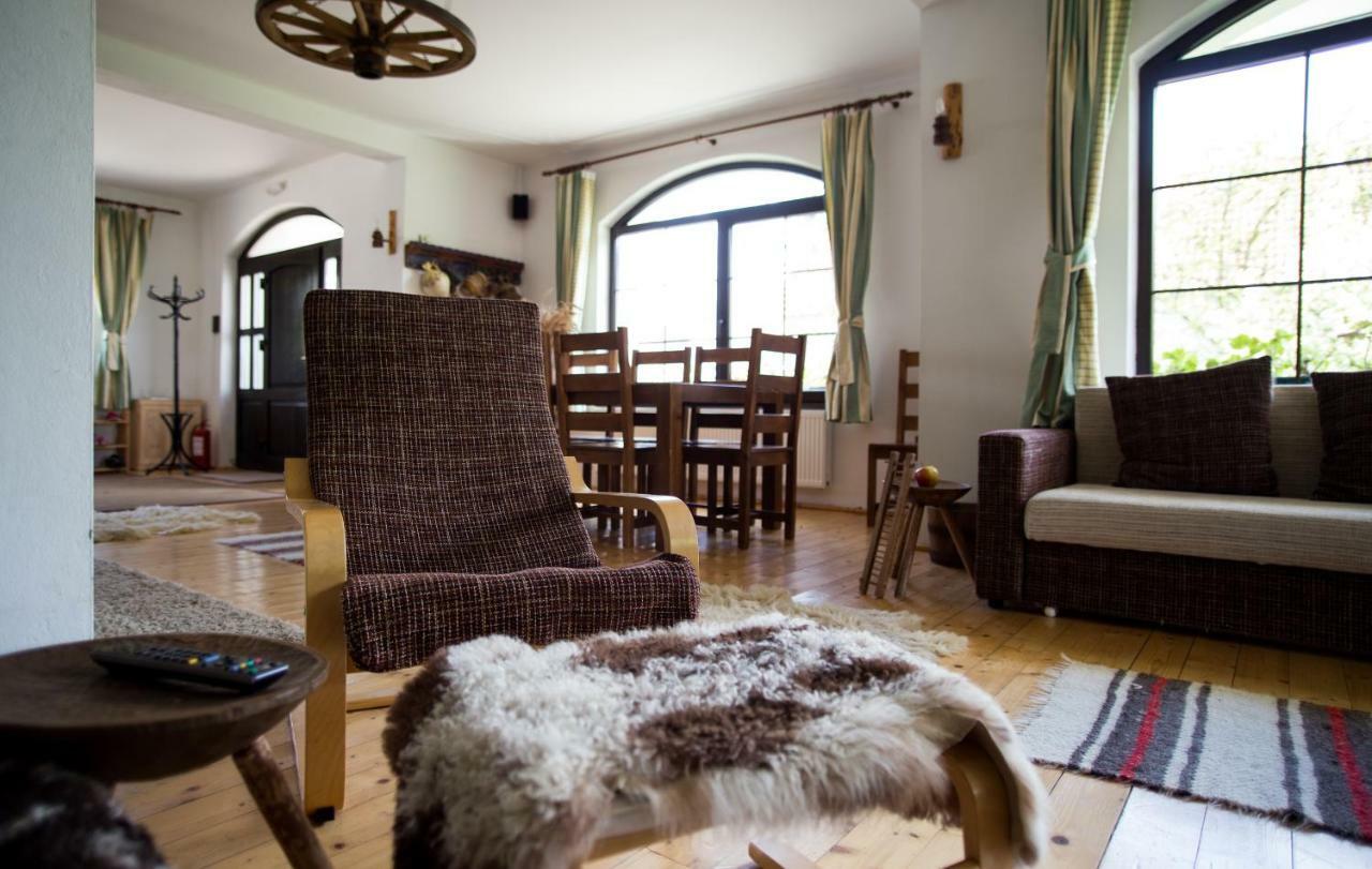 Casa Mosului - Transfagarasan Bed & Breakfast Cîrţişoara エクステリア 写真